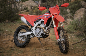 アイドリングから変化を実感！JNCC全日本ライダーのCRF250RXフュージョン施工レポート